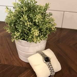 Bulova: silver watch